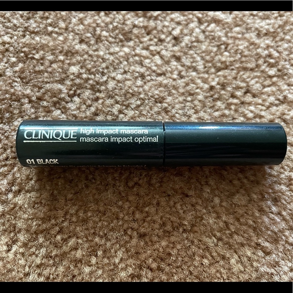 NWOT Clinique High Impact Mascara - 01 Black - Travel Size